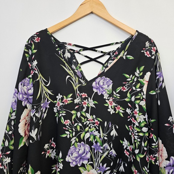Avenue Black Dark Floral Top Womens 18/20 Lattice Back V-Neck 3/4 Sleeve Career - Picture 10 of 13
